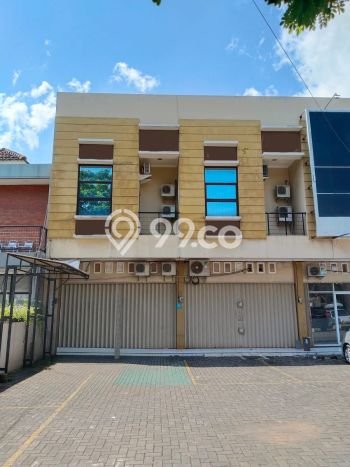 Area Strategis! Disewakan Ruko Lokasi Banyumanik, Semarang Cocok untuk Bisnis Area Strategis! Disewakan Ruko Lokasi Banyumanik, Semarang Cocok untuk Bisnis