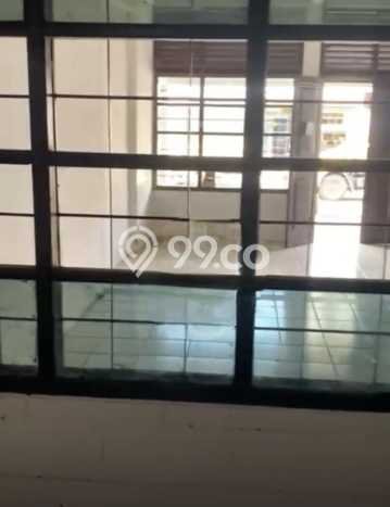 Ruko disewakan lokasi strategis Antapani Bandung 265m2 Ruko disewakan lokasi strategis Antapani Bandung 265m2