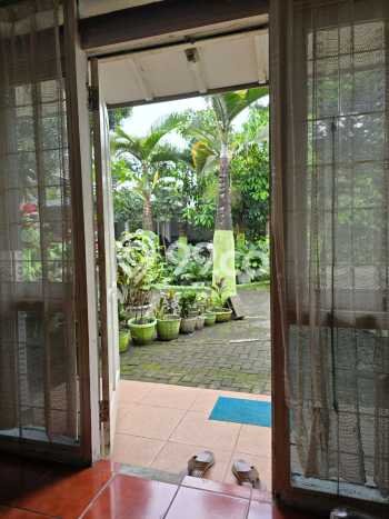 KESEMPATAN TERBAIK! Rumah area Moch Toha, 2 KT, Siap Huni, LT 60m² LB 120m² KESEMPATAN TERBAIK! Rumah area Moch Toha, 2 KT, Siap Huni, LT 60m² LB 120m²