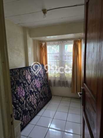 KESEMPATAN TERBAIK! Rumah area Moch Toha, 2 KT, Siap Huni, LT 60m² LB 120m² KESEMPATAN TERBAIK! Rumah area Moch Toha, 2 KT, Siap Huni, LT 60m² LB 120m²