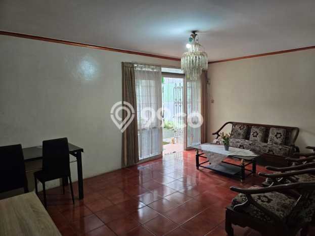 KESEMPATAN TERBAIK! Rumah area Moch Toha, 2 KT, Siap Huni, LT 60m² LB 120m² KESEMPATAN TERBAIK! Rumah area Moch Toha, 2 KT, Siap Huni, LT 60m² LB 120m²