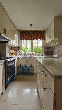 Rumah Kontrakan Tangerang LT 312m2 LB 300m2 Kawasan Lippo Karawaci Rumah Kontrakan Tangerang LT 312m2 LB 300m2 Kawasan Lippo Karawaci