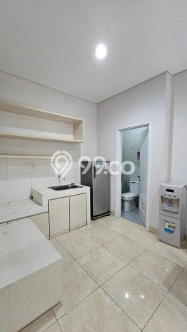Disewakan! Rumah 3 Kamar Tidur &
2 Kamar Mandi di BSD City, Tangerang Disewakan! Rumah 3 Kamar Tidur &
2 Kamar Mandi di BSD City, Tangerang