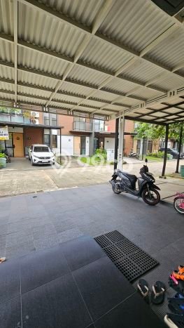 Rumah Luas Asri 3 KT Siap Huni di Lippo Karawaci Tangerang Rumah Luas Asri 3 KT Siap Huni di Lippo Karawaci Tangerang