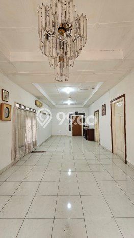 Rumah Strategis Minimalis Lb 120m2 di Senen, Jakarta Pusat Rumah Strategis Minimalis Lb 120m2 di Senen, Jakarta Pusat