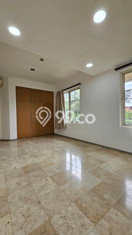 Rumah Mewah LB 208m2 Siap Pakai Desain Elegan di Lippo Karawaci, Tangerang Rumah Mewah LB 208m2 Siap Pakai Desain Elegan di Lippo Karawaci, Tangerang