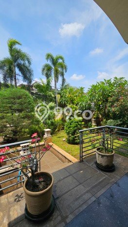 Rumah Luxury Modern Tanpa Renovasi di Puri Indah Jakarta Barat Rumah Luxury Modern Tanpa Renovasi di Puri Indah Jakarta Barat