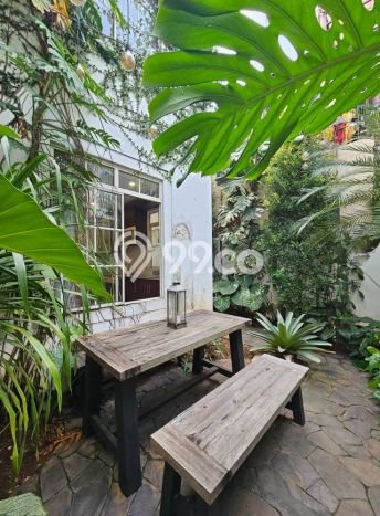 Rumah Asri area , Tangerang, LT 278m2m² Bangunan 240m2m² Rumah Asri area , Tangerang, LT 278m2m² Bangunan 240m2m²