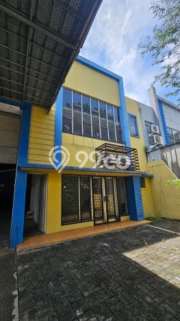 Lokasi Strategis! Dijual Gudang Bisnis di BSD, Tangerang Selatan Kondisi Bagus Lokasi Strategis! Dijual Gudang Bisnis di BSD, Tangerang Selatan Kondisi Bagus