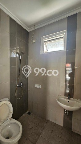 Jual Rumah Eksklusif 3 KT di Gading Serpong, Tangerang Jual Rumah Eksklusif 3 KT di Gading Serpong, Tangerang