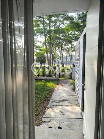 Rumah Luas Asri 2 KT Siap Pakai di Harapan Indah Bekasi Rumah Luas Asri 2 KT Siap Pakai di Harapan Indah Bekasi