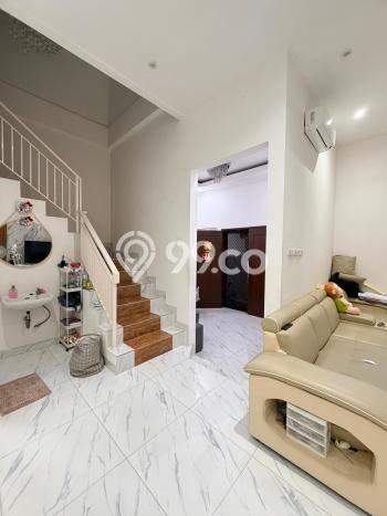 Jual Rumah Luas Megah Dengan View Cantik di Sunter, Jakarta Utara Jual Rumah Luas Megah Dengan View Cantik di Sunter, Jakarta Utara