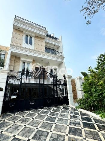 Rumah Luxury Modern Tanpa Renovasi di Pantai Indah Kapuk Jakarta Utara Rumah Luxury Modern Tanpa Renovasi di Pantai Indah Kapuk Jakarta Utara