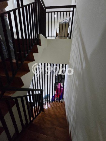Rumah Luas Asri 4 KT Siap Pakai di Sunter Jakarta Utara Rumah Luas Asri 4 KT Siap Pakai di Sunter Jakarta Utara