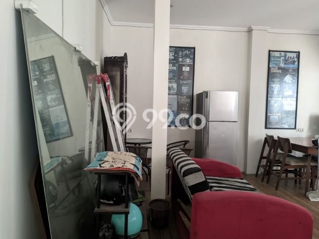 Aset Investasi! Kost Dijual di Tebet, Jakarta Selatan, 12 KT, 12 KM, Luas 201m2 Aset Investasi! Kost Dijual di Tebet, Jakarta Selatan, 12 KT, 12 KM, Luas 201m2