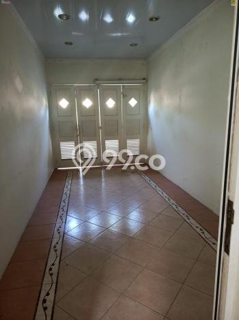Rumah Mewah LB 170m2 Siap Pakai Desain Elegan di Kota Wisata, Bogor Rumah Mewah LB 170m2 Siap Pakai Desain Elegan di Kota Wisata, Bogor