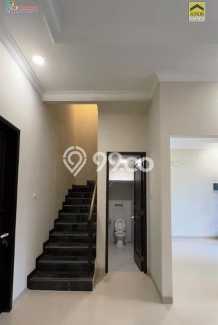 Dijual Rumah Premium dengan Fasilitas Sekitar Komplit di Duren Sawit, Jakarta Timur Dijual Rumah Premium dengan Fasilitas Sekitar Komplit di Duren Sawit, Jakarta Timur