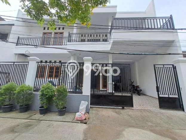 For Sale Rumah Mewah Exclusive di Duren Sawit, Jakarta Timur For Sale Rumah Mewah Exclusive di Duren Sawit, Jakarta Timur