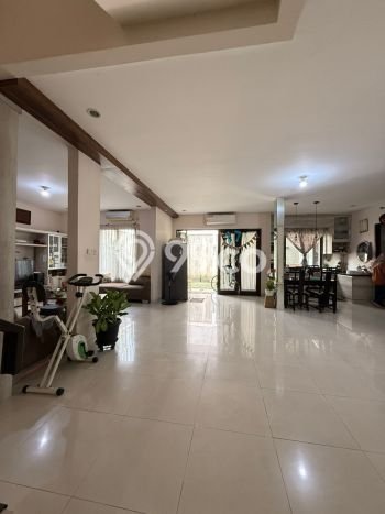 Dijual Rumah Mewah Exclusive di Pasar Rebo, Jakarta Timur Dijual Rumah Mewah Exclusive di Pasar Rebo, Jakarta Timur