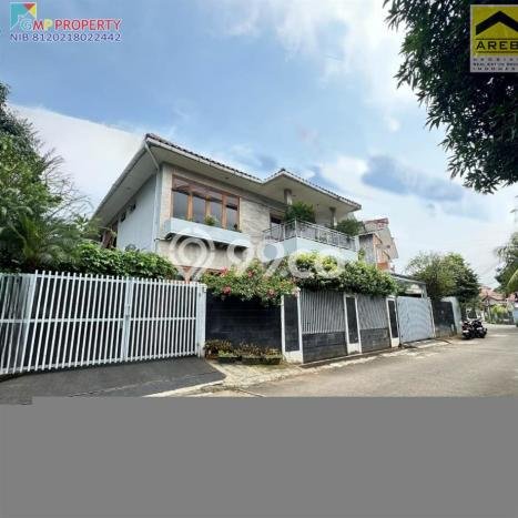 Rumah Elit Modern Siap Huni di Warung Buncit Jakarta Selatan Rumah Elit Modern Siap Huni di Warung Buncit Jakarta Selatan
