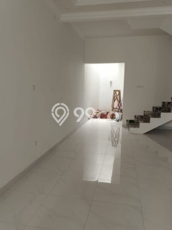 Rumah Luas Asri 3 KT Siap Huni di Cawang Jakarta Timur Rumah Luas Asri 3 KT Siap Huni di Cawang Jakarta Timur