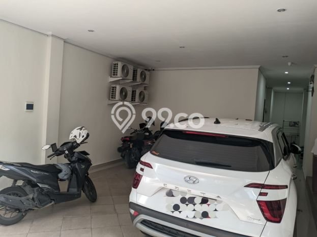 Aset Investasi! Kost Dijual di Tebet, Jakarta Selatan, 12 KT, 12 KM, Luas 201m2 Aset Investasi! Kost Dijual di Tebet, Jakarta Selatan, 12 KT, 12 KM, Luas 201m2
