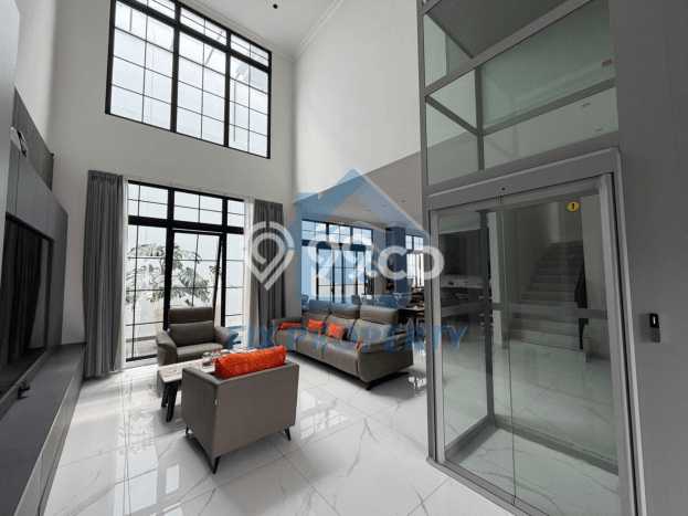 Ready to Use! Luxury House LT 216m2 Desain Elegan di Summarecon Bogor Ready to Use! Luxury House LT 216m2 Desain Elegan di Summarecon Bogor