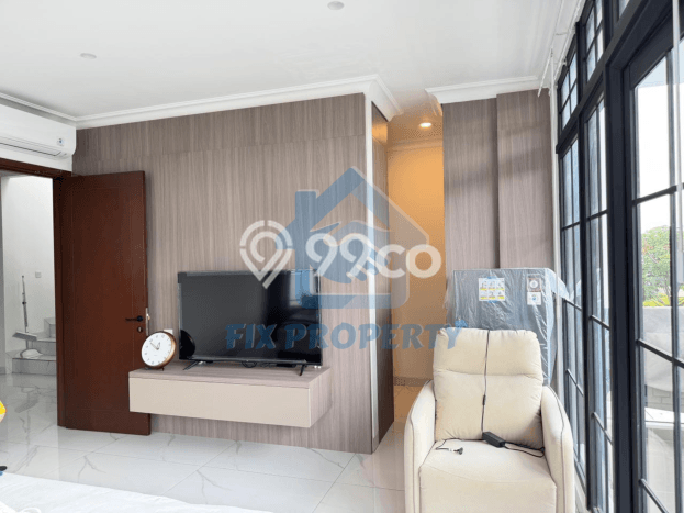 Ready to Use! Luxury House LT 216m2 Desain Elegan di Summarecon Bogor Ready to Use! Luxury House LT 216m2 Desain Elegan di Summarecon Bogor
