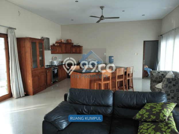 Tempat Strategis! Vila Kawasan , Area 2450m2m², Kualitas Terbaik Tempat Strategis! Vila Kawasan , Area 2450m2m², Kualitas Terbaik