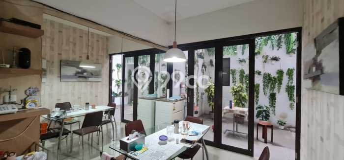 Rumah Eksklusif Siap Huni LT 147m2 di Sukasari, Bandung Rumah Eksklusif Siap Huni LT 147m2 di Sukasari, Bandung