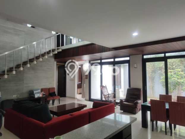 Rumah Luxury Modern Tanpa Renovasi di Pasteur Bandung Rumah Luxury Modern Tanpa Renovasi di Pasteur Bandung