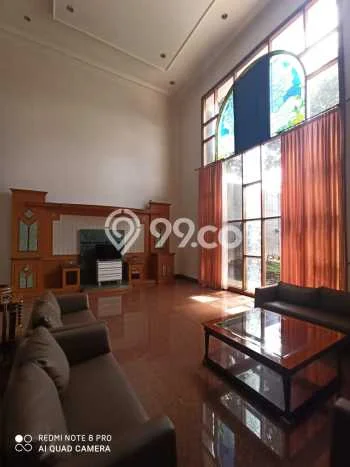 Hunian Mewah LB 1400m2 Siap Huni Desain Elegan di Setiabudi, Bandung Hunian Mewah LB 1400m2 Siap Huni Desain Elegan di Setiabudi, Bandung