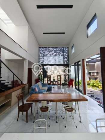 Dijual Rumah Mewah Exclusive di Babakan Ciparay, Bandung Dijual Rumah Mewah Exclusive di Babakan Ciparay, Bandung