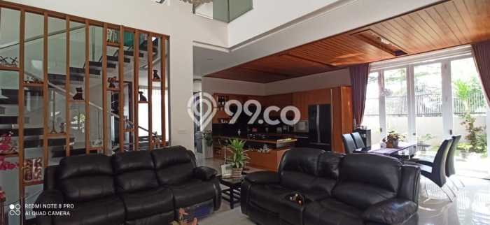 Hunian Mewah LB 500m2 Siap Huni Desain Elegan di Resor Dago Pakar, Bandung Hunian Mewah LB 500m2 Siap Huni Desain Elegan di Resor Dago Pakar, Bandung
