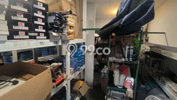 Gudang bagus disewakan di Cipondoh Tangerang dengan LB 500m2 harga sewa terbaik Gudang bagus disewakan di Cipondoh Tangerang dengan LB 500m2 harga sewa terbaik