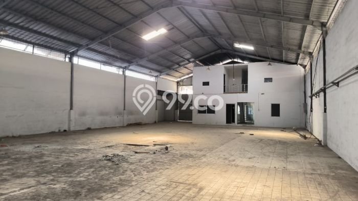 Gudang paling strategis disewakan di Cipondoh Tangerang Gudang paling strategis disewakan di Cipondoh Tangerang