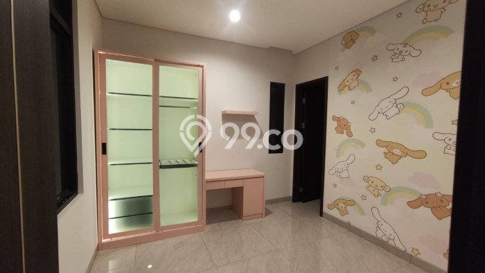 PROMO SPESIAL! Rumah Siap Huni area , LT 160m2m² LB 250m2m² PROMO SPESIAL! Rumah Siap Huni area , LT 160m2m² LB 250m2m²