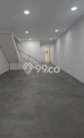 Ruko Strategis di , Luas 250m2m², Kawasan Komersial Ruko Strategis di , Luas 250m2m², Kawasan Komersial