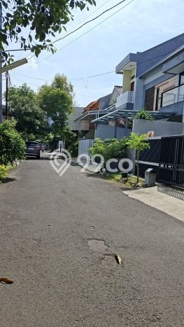 Dijual Rumah 8 Kamar Lokasi Ideal Bagus dan Strategis di Cakung Dijual Rumah 8 Kamar Lokasi Ideal Bagus dan Strategis di Cakung