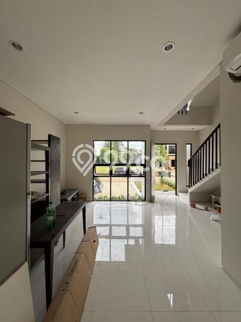 Hunian Elit LB 102m2 Siap Pakai Desain Elegan di Joglo, Jakarta Barat Hunian Elit LB 102m2 Siap Pakai Desain Elegan di Joglo, Jakarta Barat