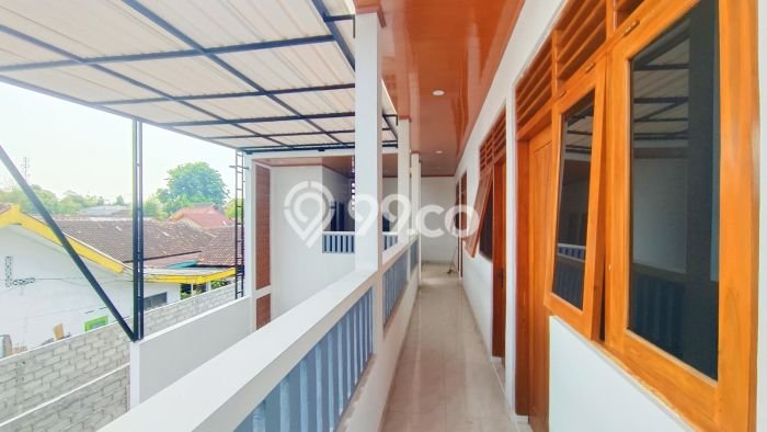 Rumah Kost untuk Dijual di Condong Catur Punya 8 Kamar Rumah Kost untuk Dijual di Condong Catur Punya 8 Kamar