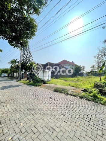 PRIME LOCATION! Tanah di , Luas 945m2m², Ideal untuk Investasi PRIME LOCATION! Tanah di , Luas 945m2m², Ideal untuk Investasi