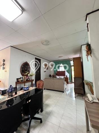 Rumah Luxury Modern Tanpa Renovasi di Villa Melati Mas Tangerang Selatan Rumah Luxury Modern Tanpa Renovasi di Villa Melati Mas Tangerang Selatan