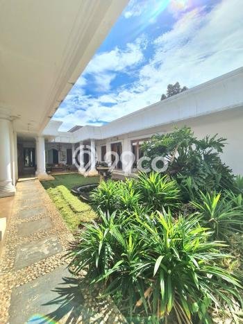 Ready to Use! Luxury House LT 1293m2 Desain Elegan di Bintaro Ready to Use! Luxury House LT 1293m2 Desain Elegan di Bintaro