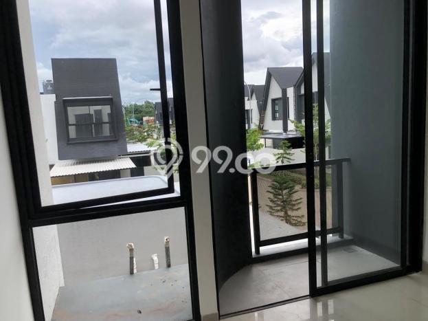Rumah Mewah Siap Huni LT 160m2 di Sawangan, Depok Rumah Mewah Siap Huni LT 160m2 di Sawangan, Depok