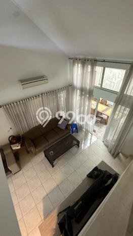 Hunian Mewah LB 200m2 Siap Pakai Desain Elegan di Suvarna Sutera, Tangerang Hunian Mewah LB 200m2 Siap Pakai Desain Elegan di Suvarna Sutera, Tangerang