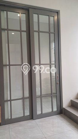 Dijual Rumah Premium dengan Fasilitas Sekitar Komplit di BSD, Tangerang Selatan Dijual Rumah Premium dengan Fasilitas Sekitar Komplit di BSD, Tangerang Selatan