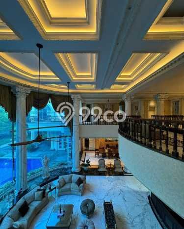 Rumah Elit Modern Tanpa Renovasi di Pondok Indah Jakarta Selatan Rumah Elit Modern Tanpa Renovasi di Pondok Indah Jakarta Selatan