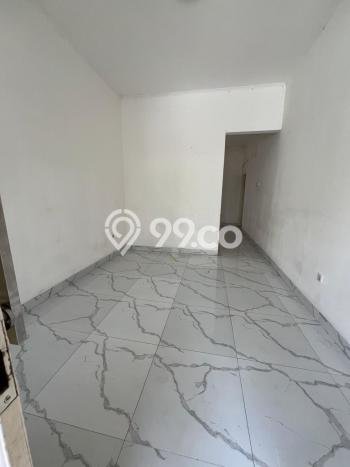 DREAM HOME! Rumah area Tanjung Barat, 4 KT, Free Banjir, LT 185m2m² LB 240m2m² DREAM HOME! Rumah area Tanjung Barat, 4 KT, Free Banjir, LT 185m2m² LB 240m2m²