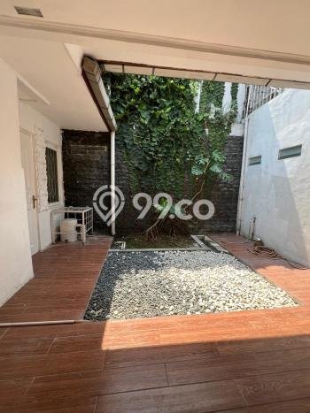 DREAM HOME! Rumah area Tanjung Barat, 4 KT, Free Banjir, LT 185m2m² LB 240m2m² DREAM HOME! Rumah area Tanjung Barat, 4 KT, Free Banjir, LT 185m2m² LB 240m2m²